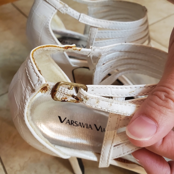 Strappy Snakeskin/reptile print women's heels - Picture 12 of 16